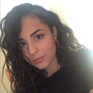 Meet your Posher, Karla